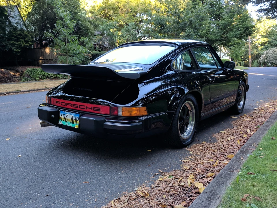 1984 Porsche 911 Carrera 3.2 - Image 7 of 31