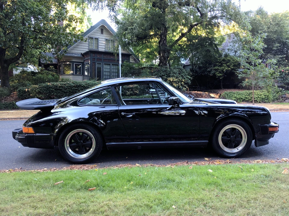 1984 Porsche 911 Carrera 3.2 - Image 4 of 31