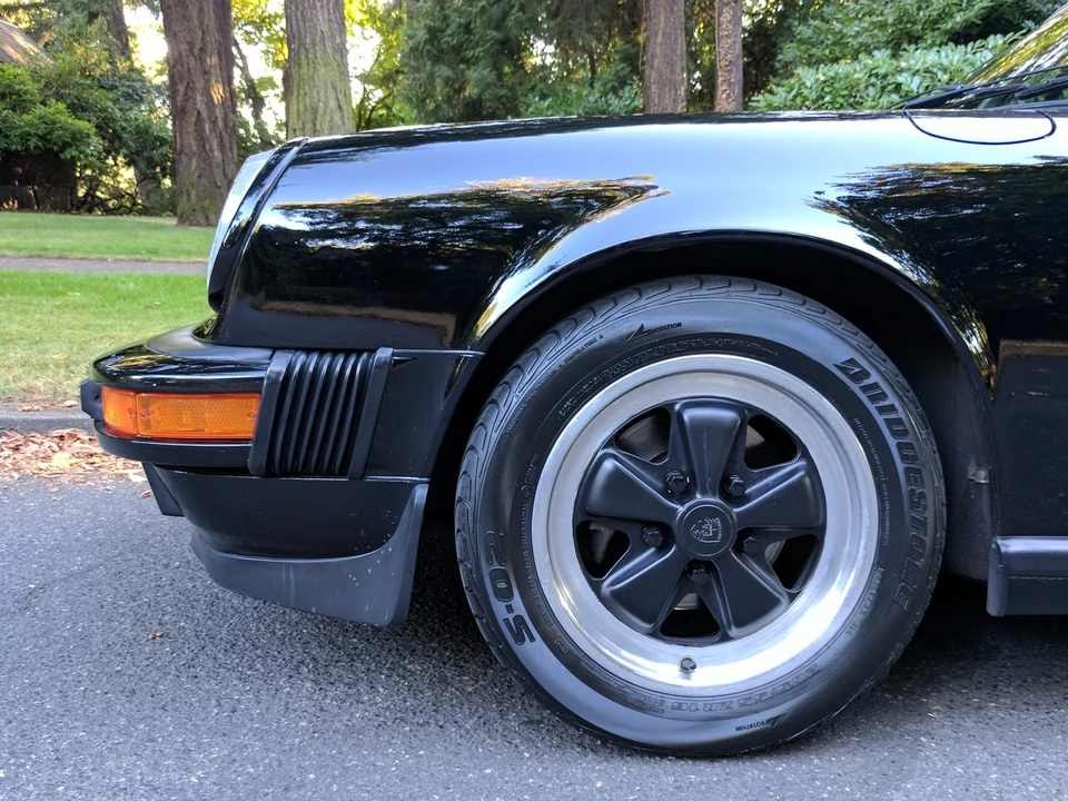 1984 Porsche 911 Carrera 3.2 - Image 28 of 31