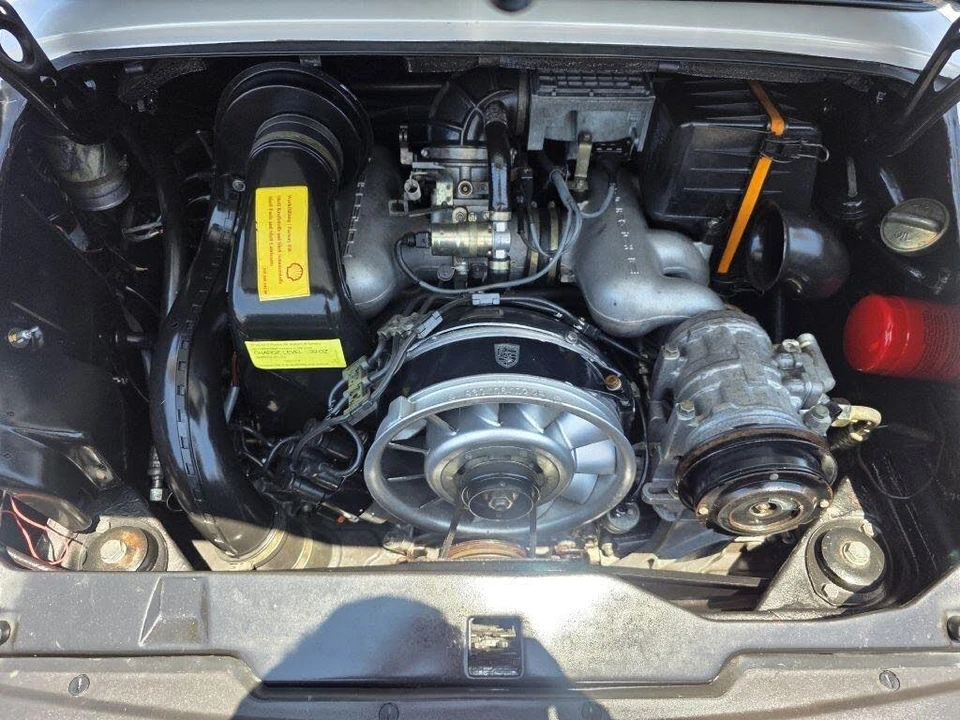 1984 Porsche 911 Carrera 3.2 - Image 24 of 31