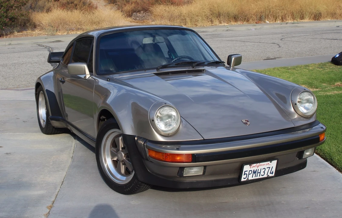 1984 Porsche 911 Carrera 3.2 - Image 2 of 31