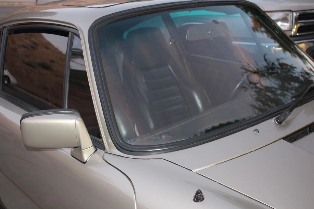 1984 Porsche 911 Carrera 3.2 - Image 11 of 31