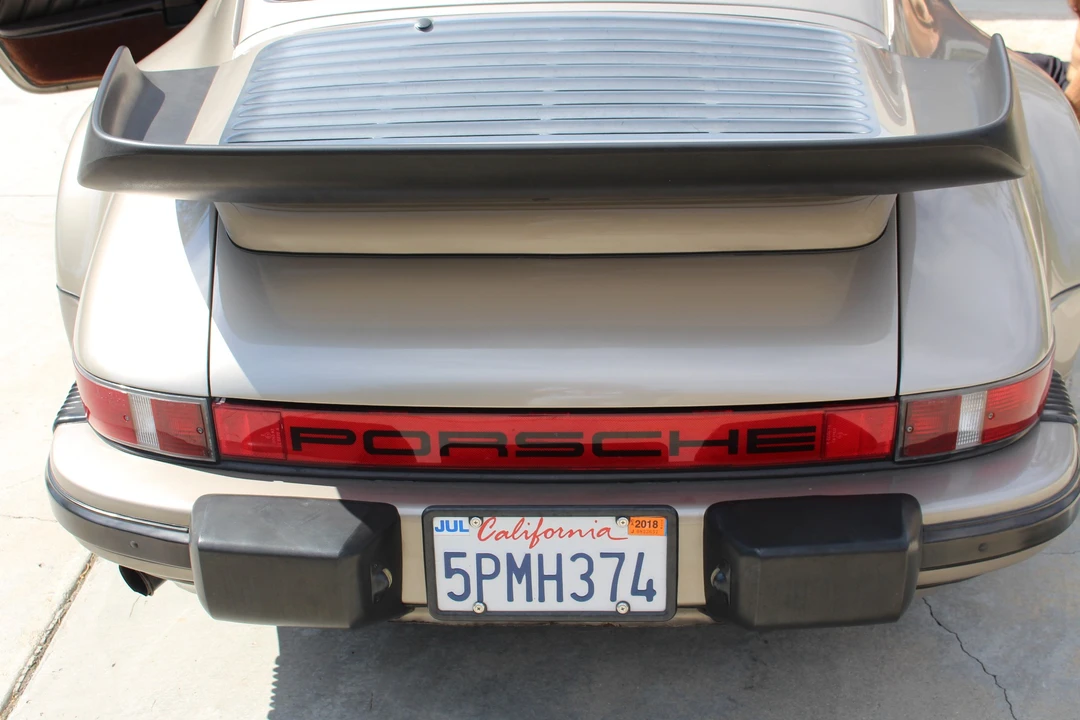1984 Porsche 911 Carrera 3.2 - Image 19 of 31