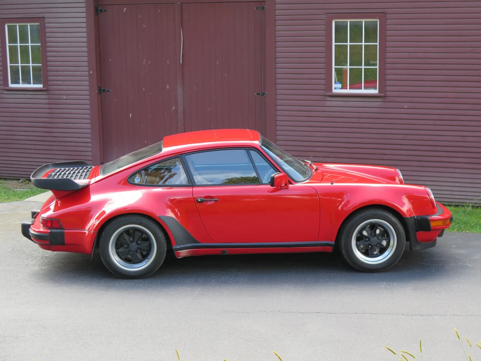 1984 Porsche 911 Carrera 3.2 - Image 6 of 31
