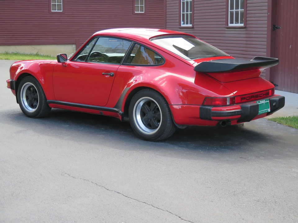 1984 Porsche 911 Carrera 3.2 - Image 3 of 31