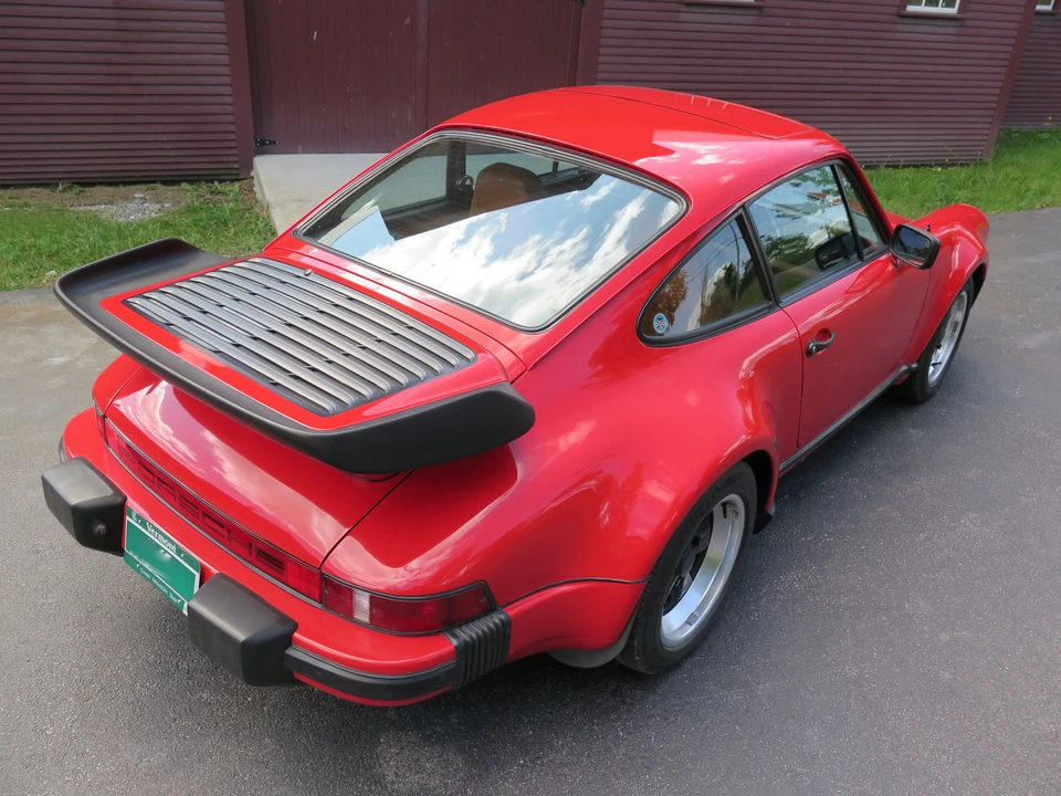 1984 Porsche 911 Carrera 3.2 - Image 5 of 31