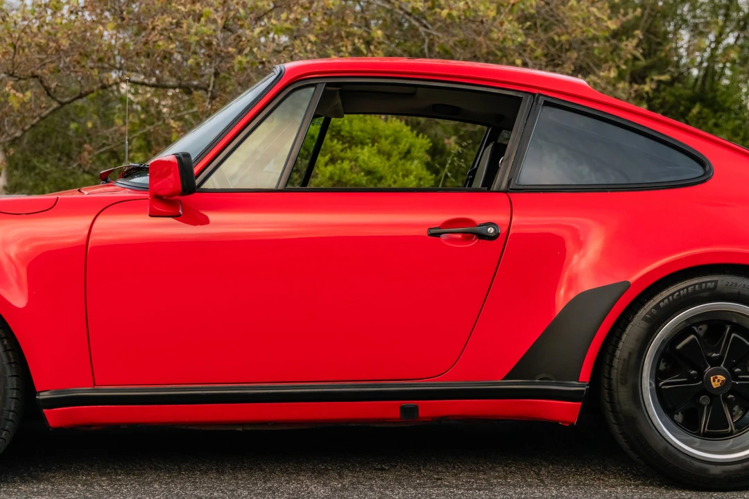 1984 Porsche 911 Carrera 3.2 - Image 17 of 31