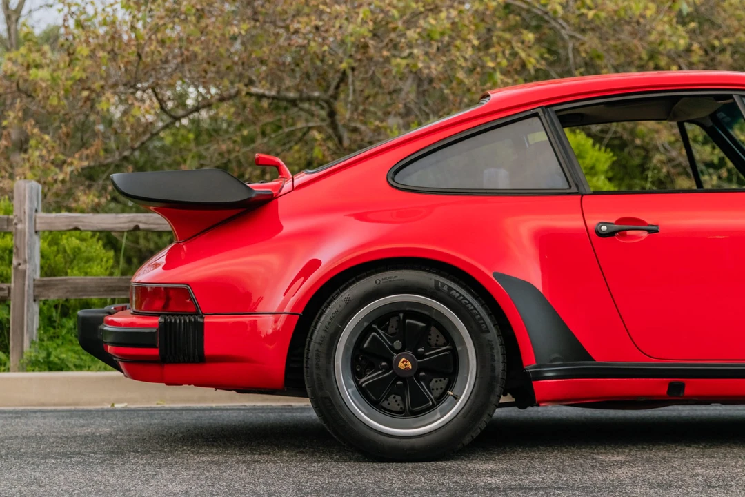 1984 Porsche 911 Carrera 3.2 - Image 19 of 31