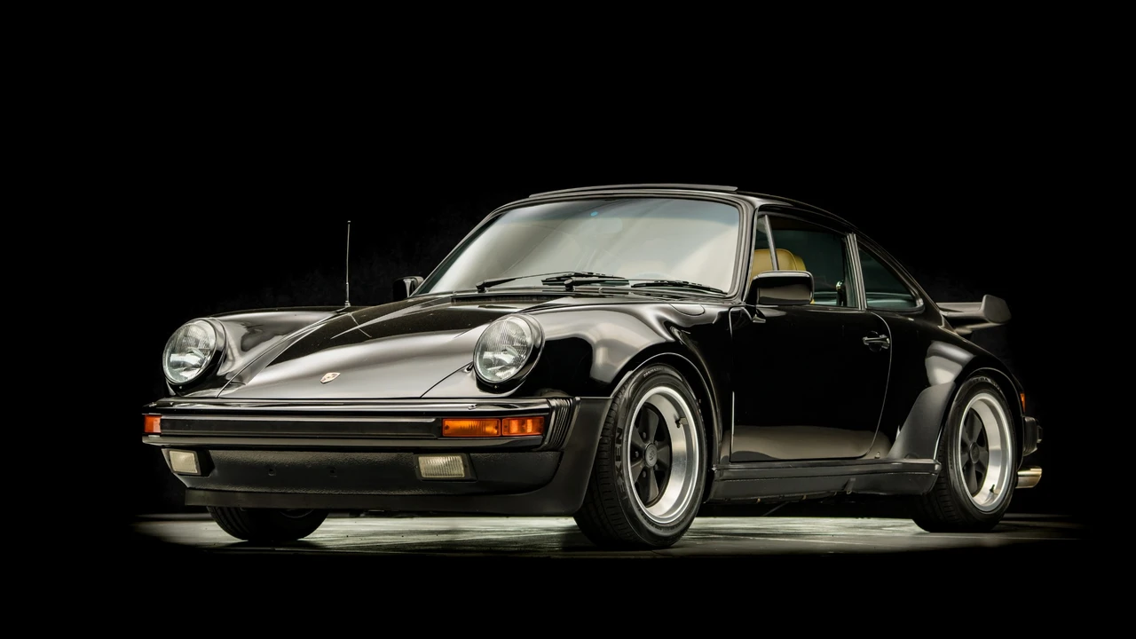 1984 Porsche 911 Carrera 3.2 - Image 16 of 31