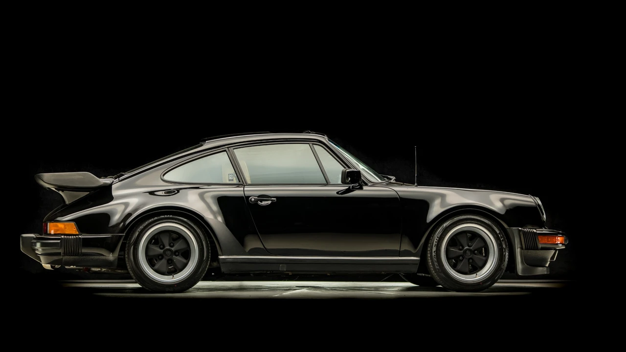 1984 Porsche 911 Carrera 3.2 - Image 25 of 31