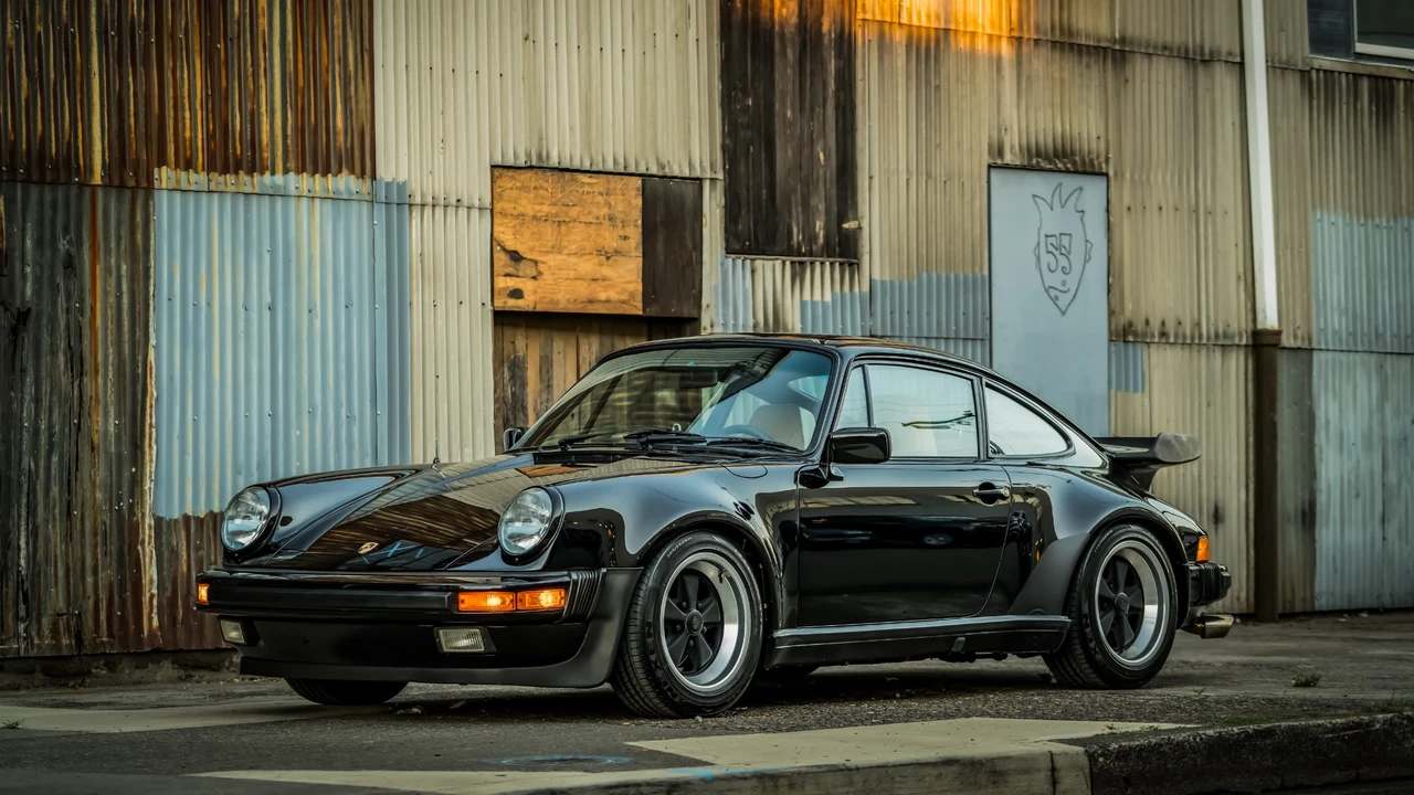 1984 Porsche 911 Carrera 3.2 - Image 3 of 31