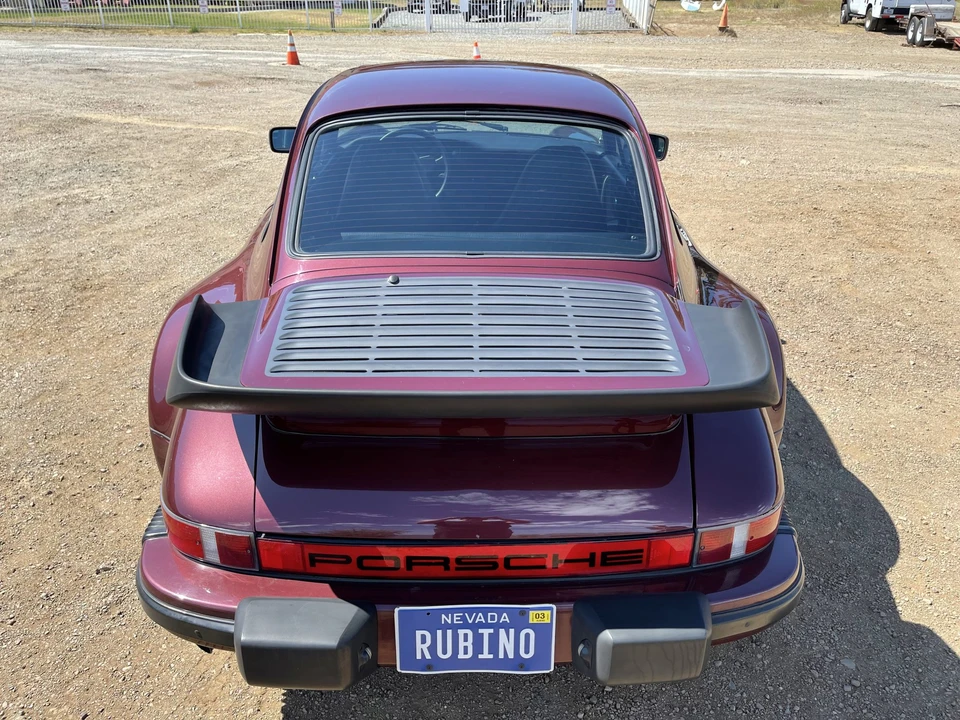 1984 Porsche 911 Carrera 3.2 - Image 27 of 31