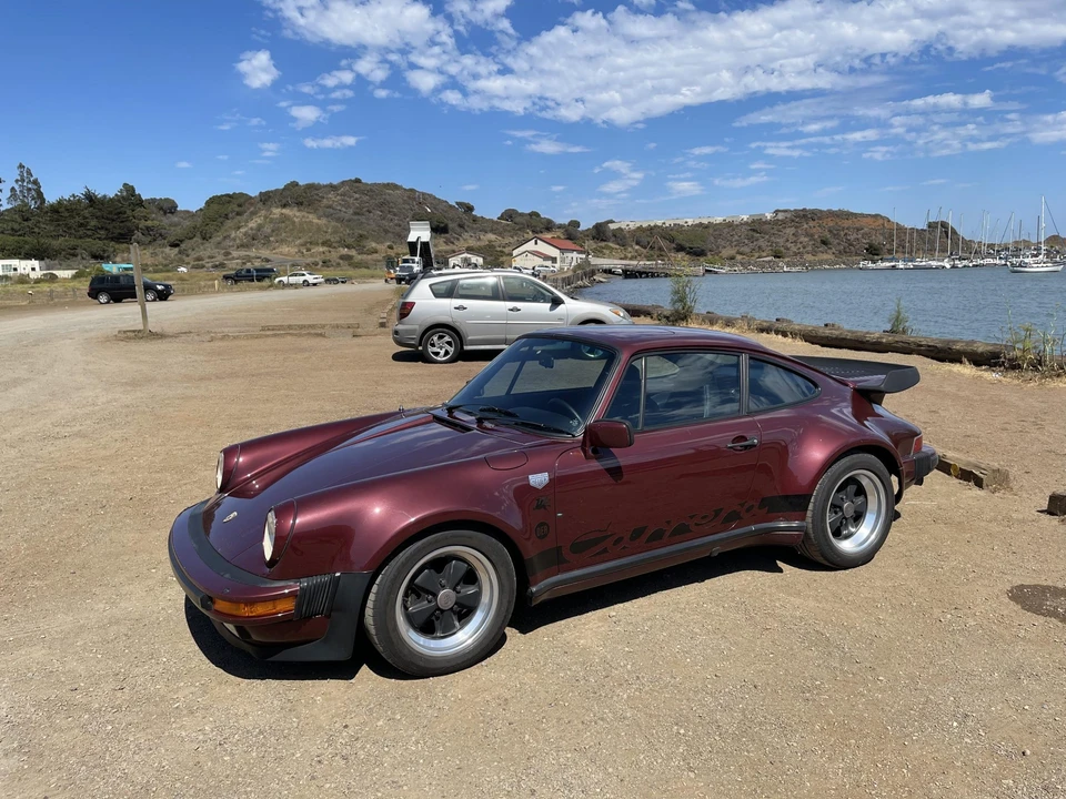 1984 Porsche 911 Carrera 3.2 - Image 11 of 31
