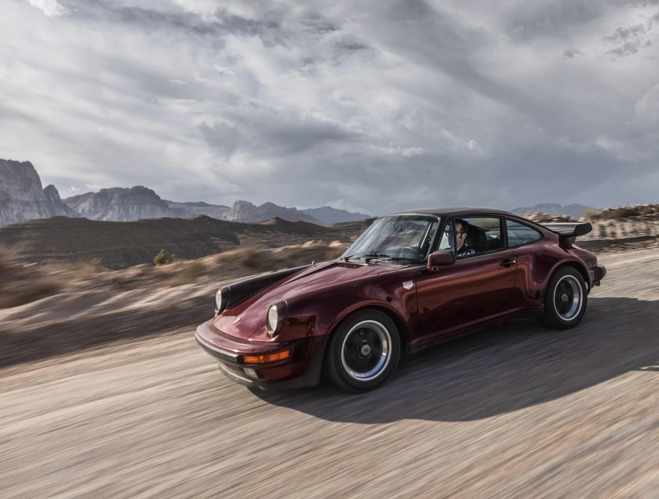 1984 Porsche 911 Carrera 3.2 - Image 2 of 31