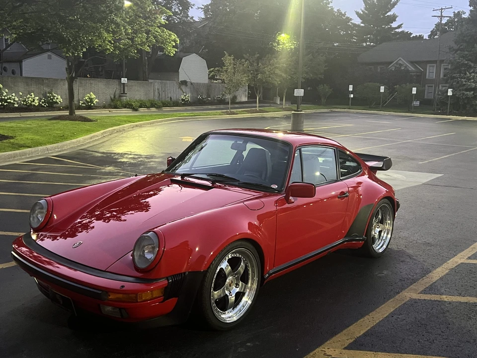 1984 Porsche 911 Carrera 3.2 - Image 6 of 31