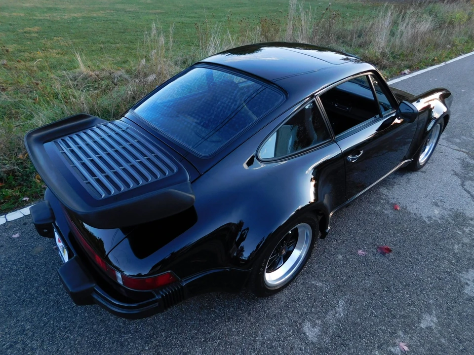 1984 Porsche 911 Carrera 3.2 - Image 12 of 31
