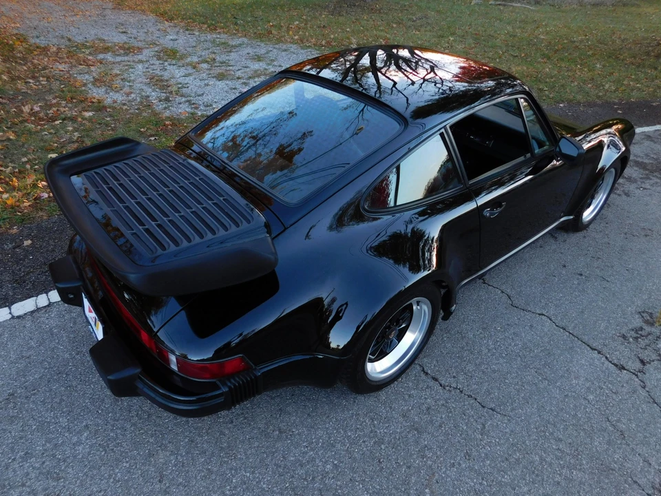 1984 Porsche 911 Carrera 3.2 - Image 11 of 31