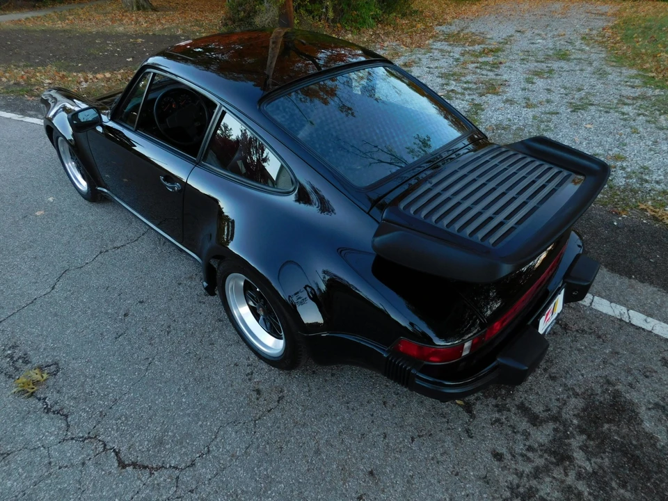 1984 Porsche 911 Carrera 3.2 - Image 17 of 31