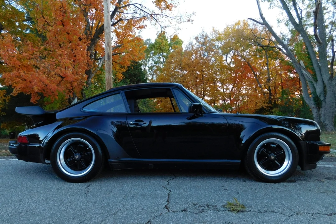 1984 Porsche 911 Carrera 3.2 - Image 6 of 31