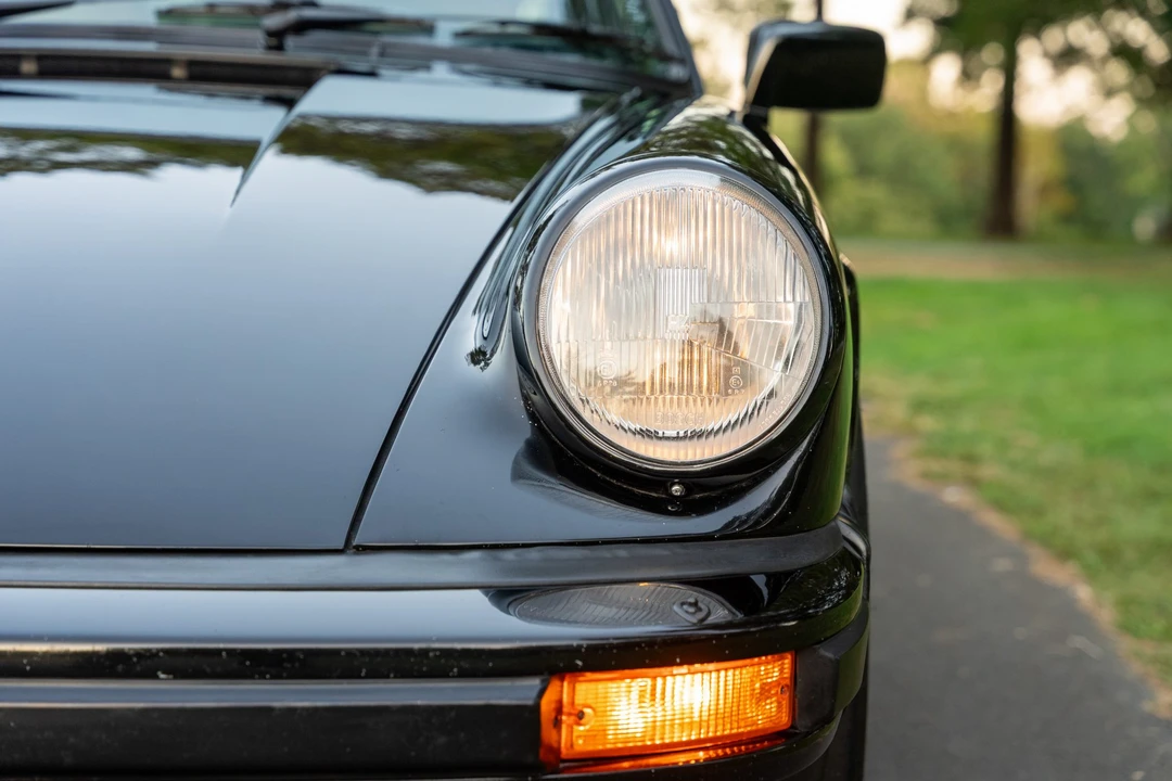 1984 Porsche 911 Carrera 3.2 - Image 26 of 31