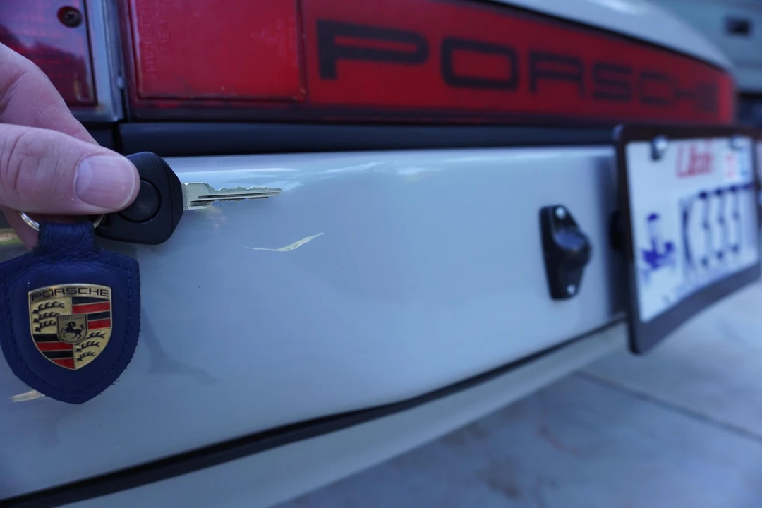 1984 Porsche 911 Carrera 3.2 - Image 17 of 31