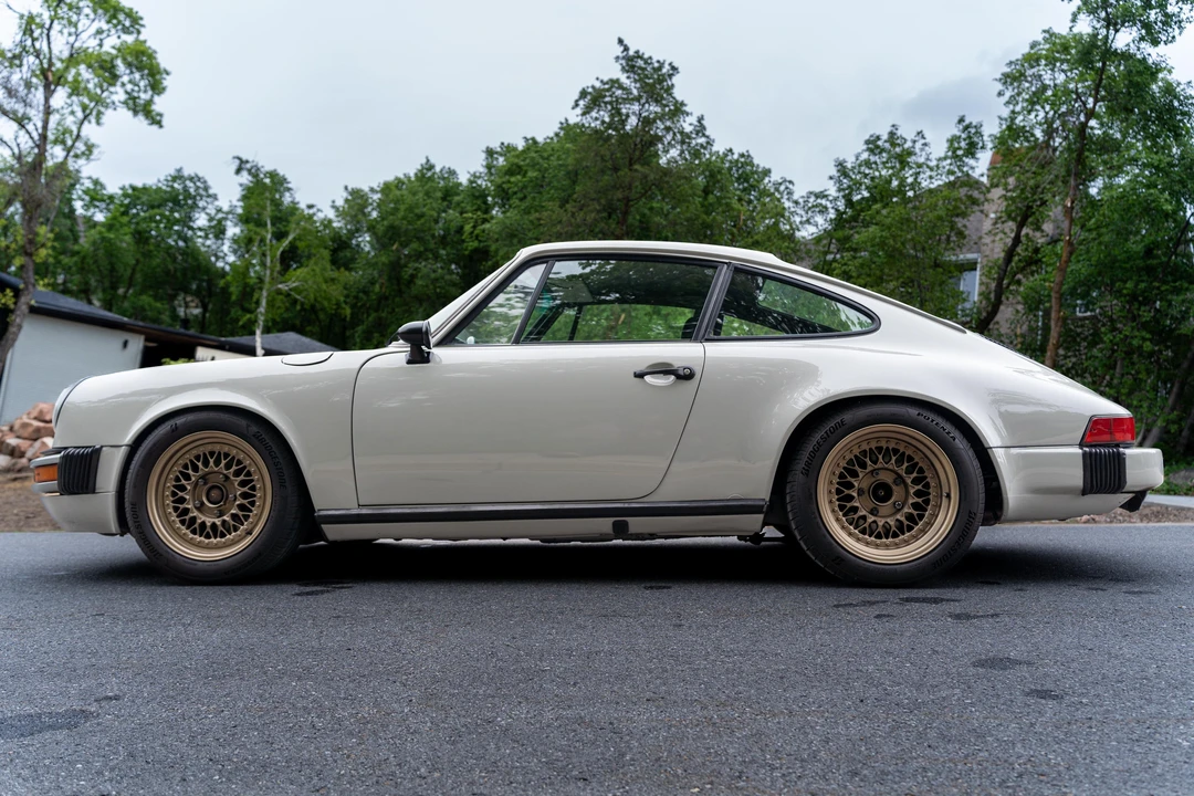1984 Porsche 911 Carrera 3.2 - Image 6 of 31