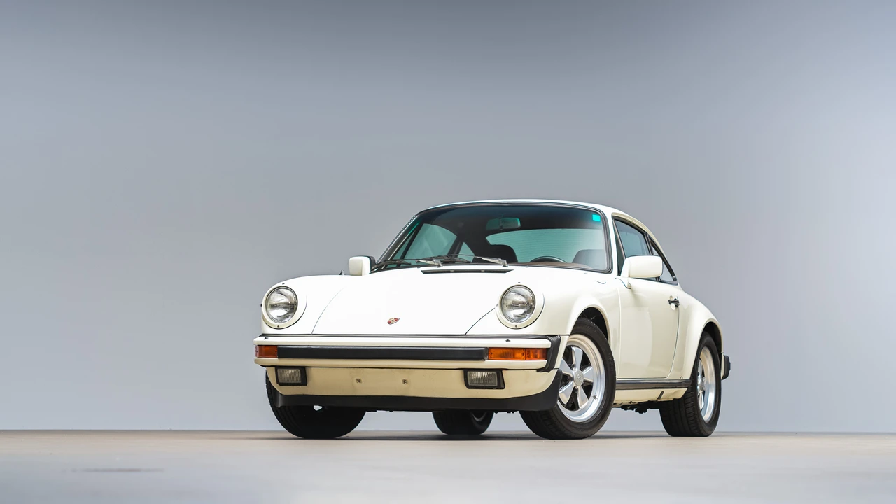 1984 Porsche 911 Carrera 3.2 - Image 18 of 31
