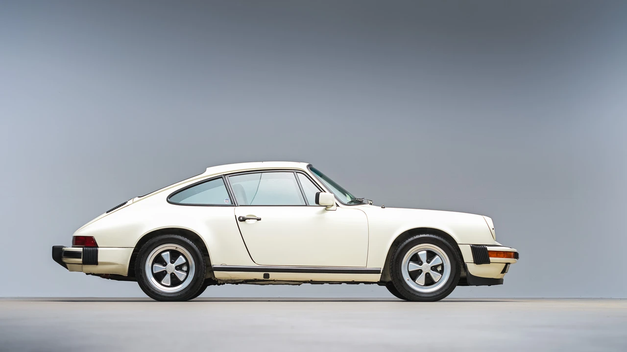 1984 Porsche 911 Carrera 3.2 - Image 21 of 31