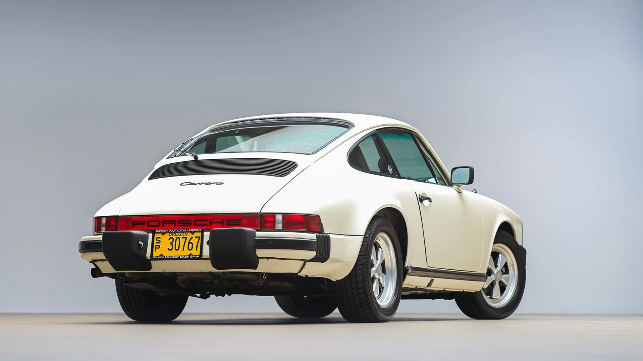1984 Porsche 911 Carrera 3.2 - Image 25 of 31