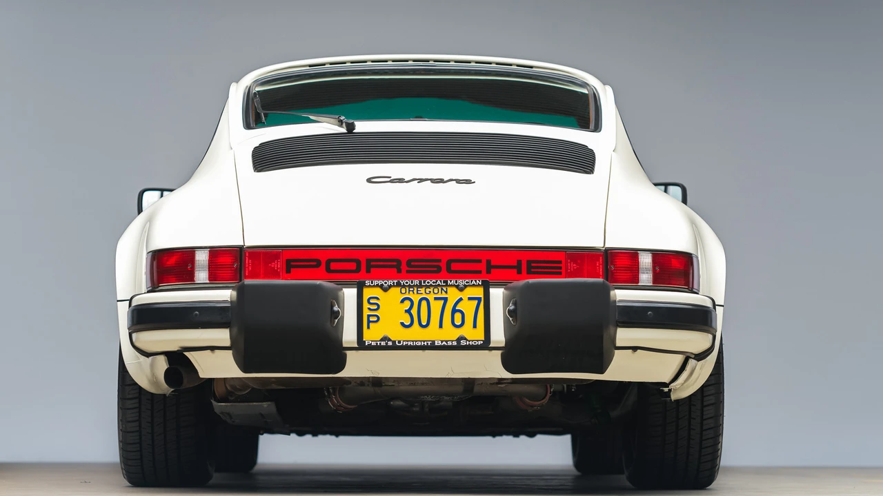 1984 Porsche 911 Carrera 3.2 - Image 30 of 31