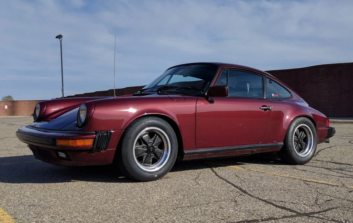 1984 Porsche 911 Carrera 3.2 - Image 11 of 31