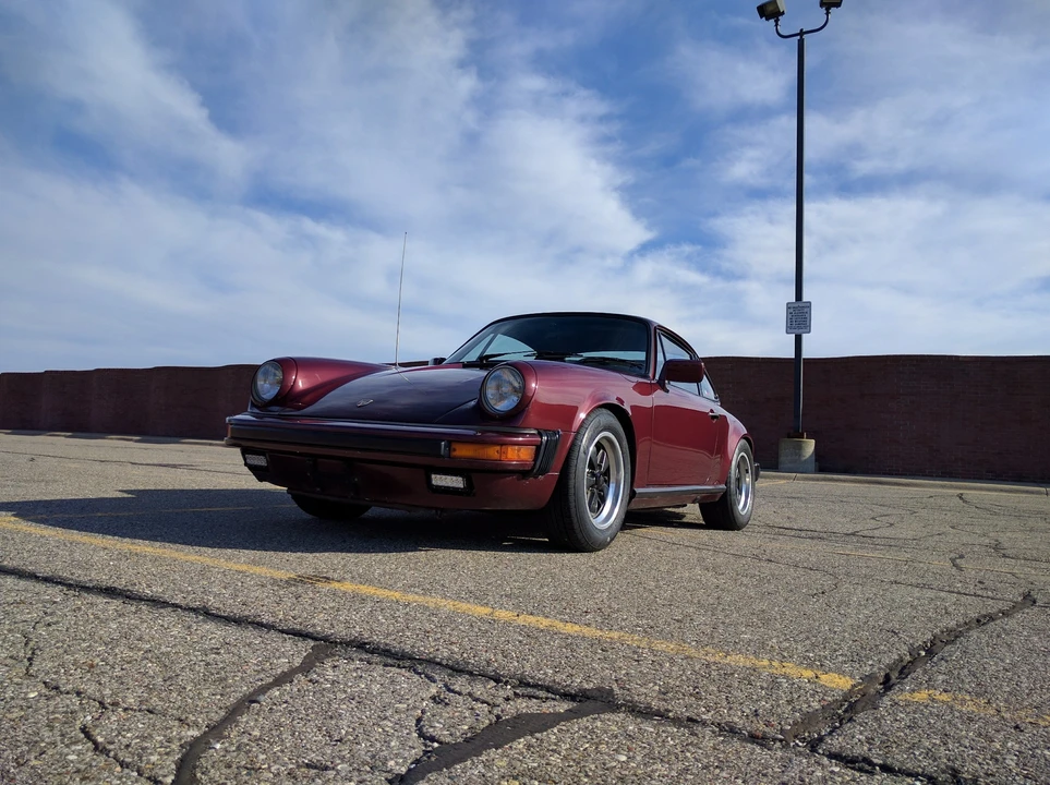 1984 Porsche 911 Carrera 3.2 - Image 10 of 31
