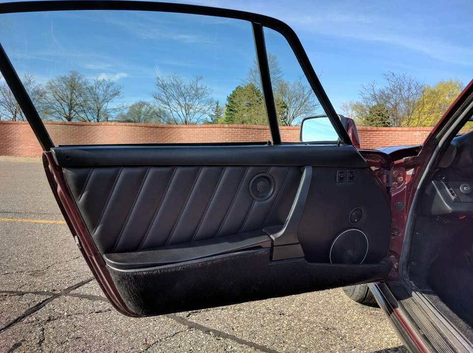 1984 Porsche 911 Carrera 3.2 - Image 24 of 31