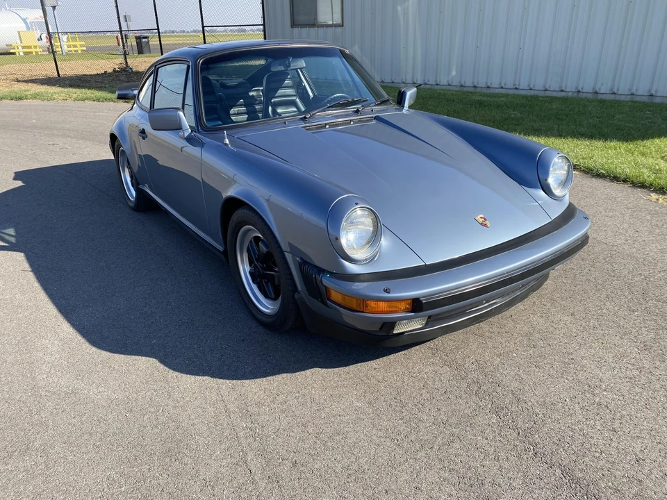 1984 Porsche 911 Carrera 3.2 - Image 19 of 31