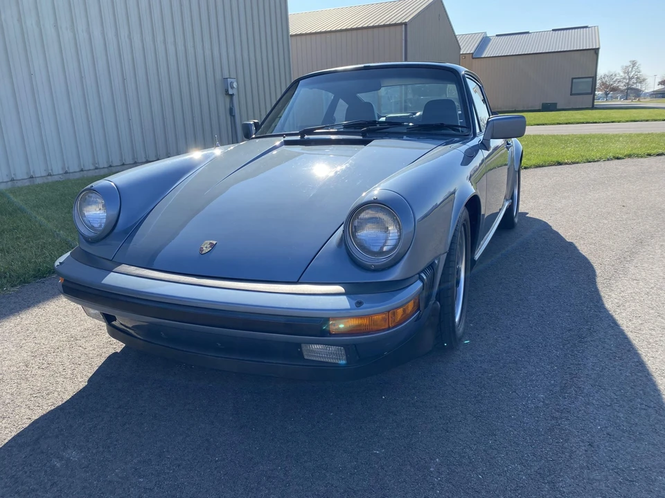 1984 Porsche 911 Carrera 3.2 - Image 13 of 31