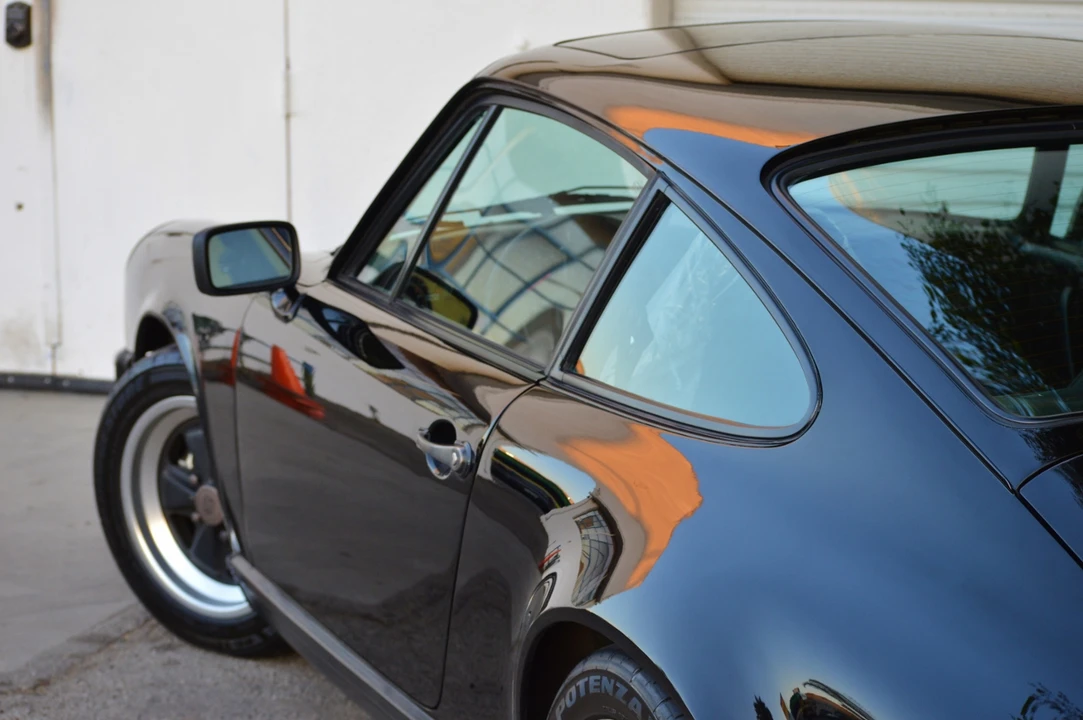 1984 Porsche 911 Carrera 3.2 - Image 12 of 24