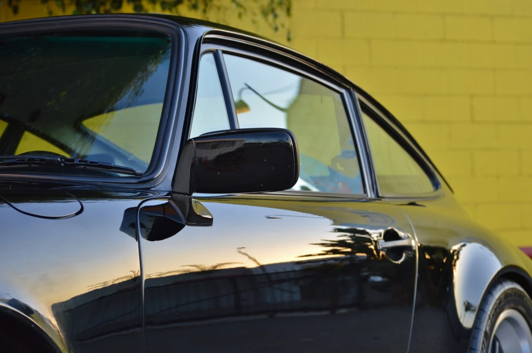 1984 Porsche 911 Carrera 3.2 - Image 15 of 24