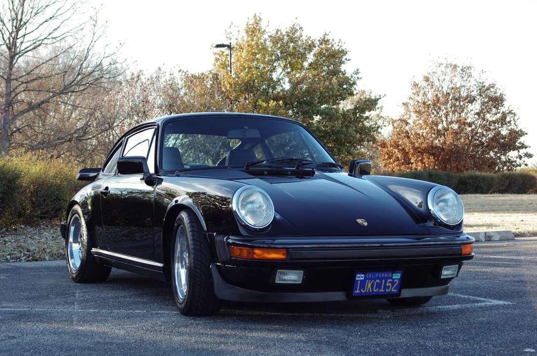 1984 Porsche 911 Carrera 3.2 - Image 29 of 31