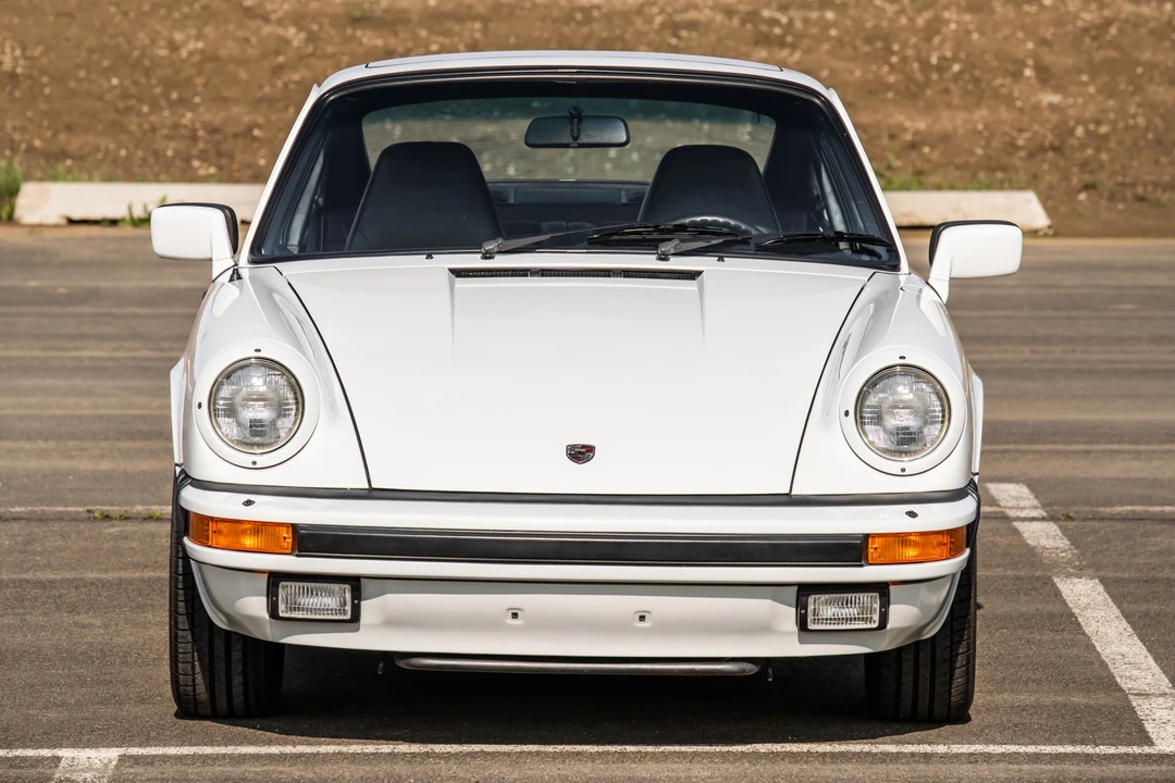 1984 Porsche 911 Carrera 3.2 - Image 8 of 31