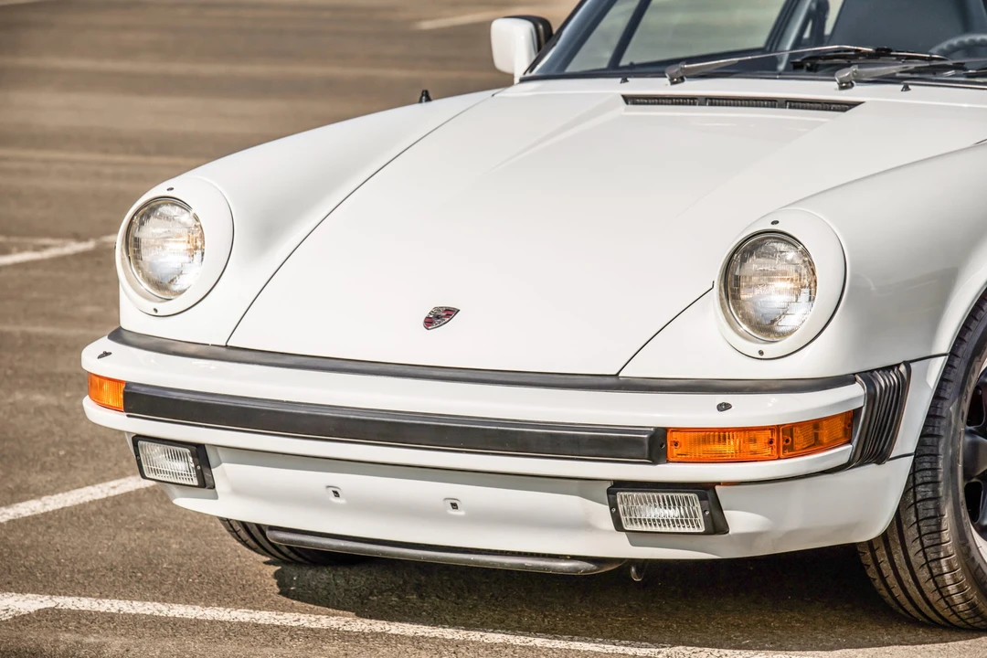 1984 Porsche 911 Carrera 3.2 - Image 14 of 31