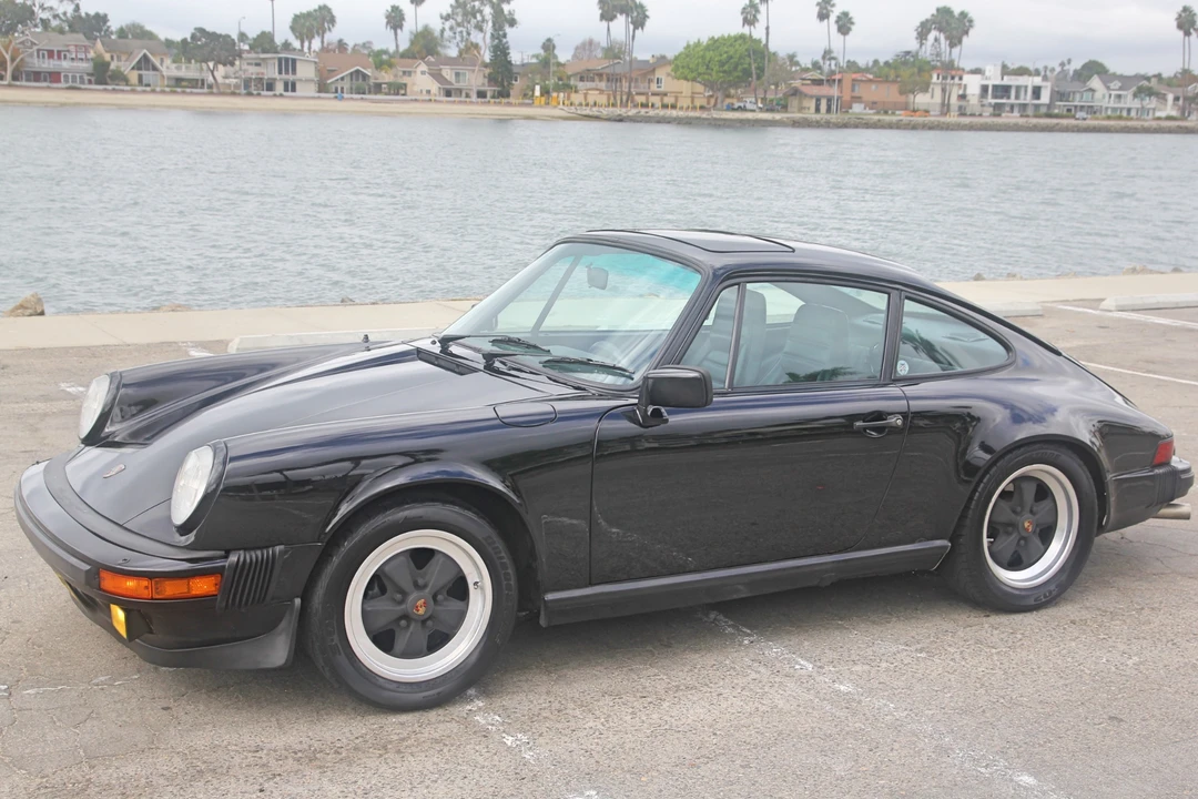 1984 Porsche 911 Carrera 3.2 - Image 7 of 31