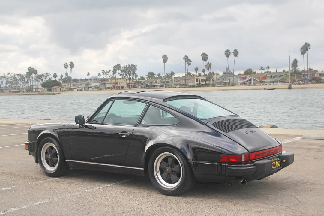 1984 Porsche 911 Carrera 3.2 - Image 11 of 31