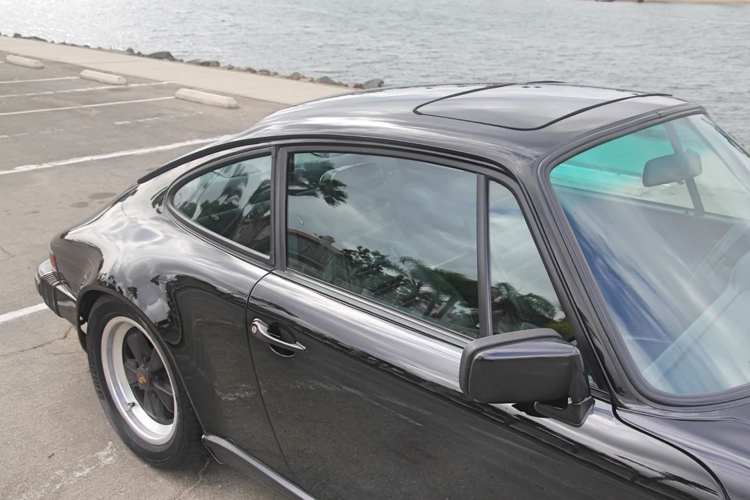1984 Porsche 911 Carrera 3.2 - Image 27 of 31