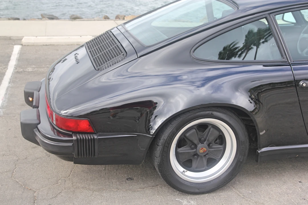1984 Porsche 911 Carrera 3.2 - Image 23 of 31