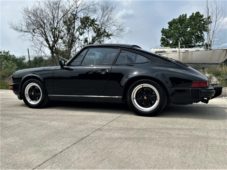 1984 Porsche 911 Carrera 3.2 - Image 20 of 31