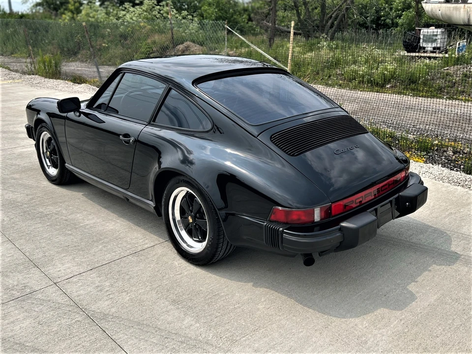 1984 Porsche 911 Carrera 3.2 - Image 25 of 31