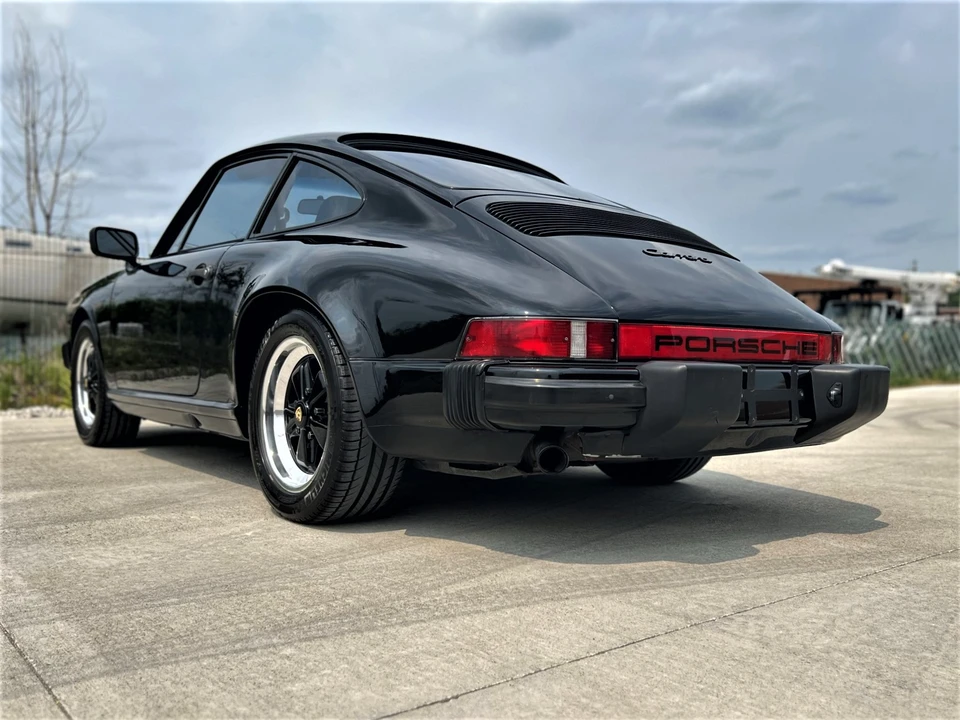 1984 Porsche 911 Carrera 3.2 - Image 26 of 31