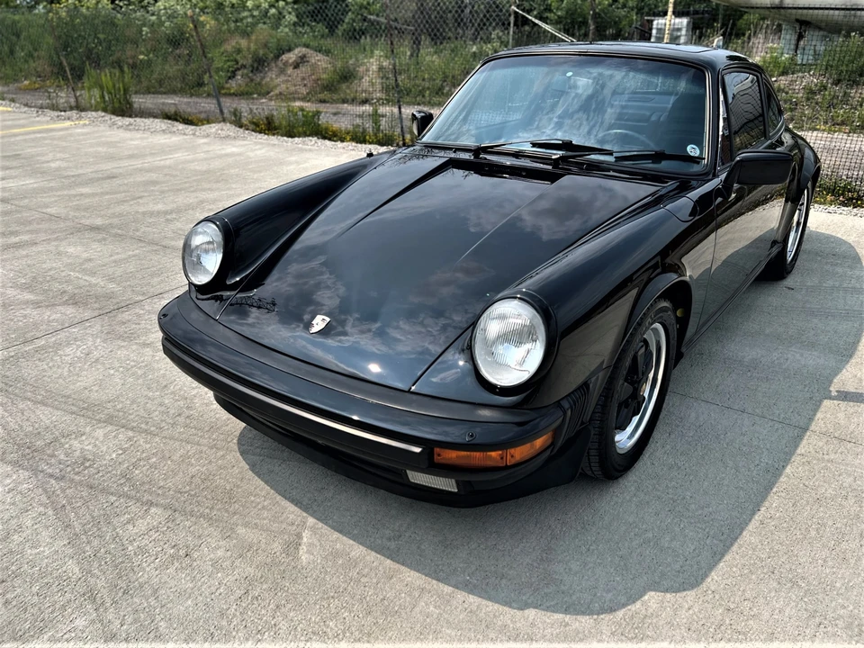 1984 Porsche 911 Carrera 3.2 - Image 3 of 31