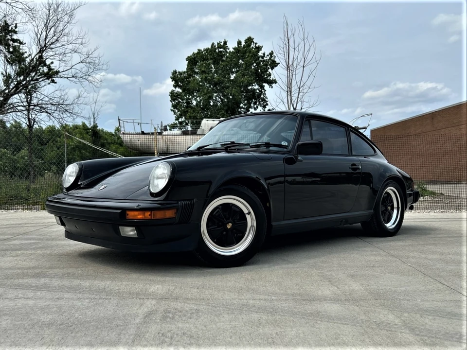 1984 Porsche 911 Carrera 3.2 - Image 6 of 31