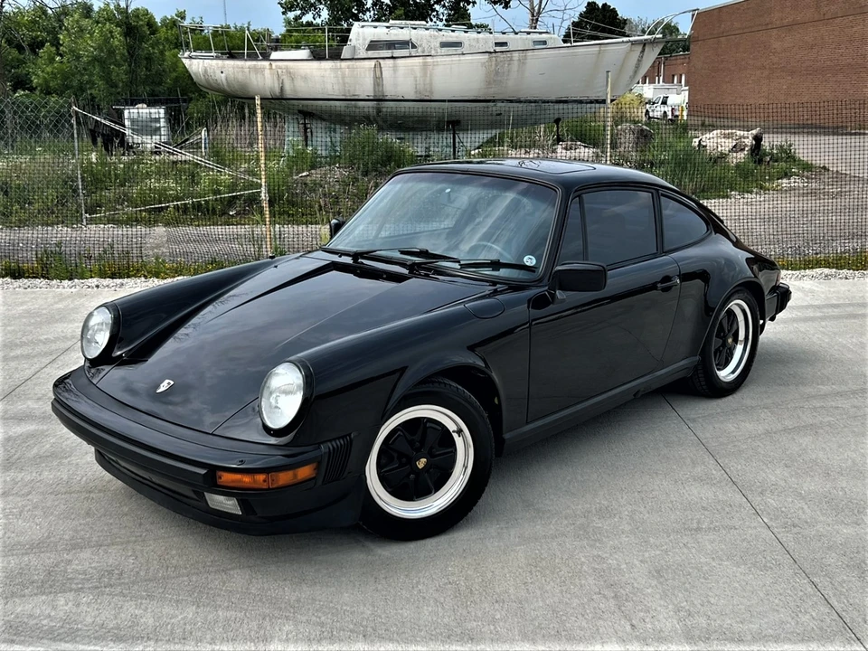 1984 Porsche 911 Carrera 3.2 - Image 5 of 31